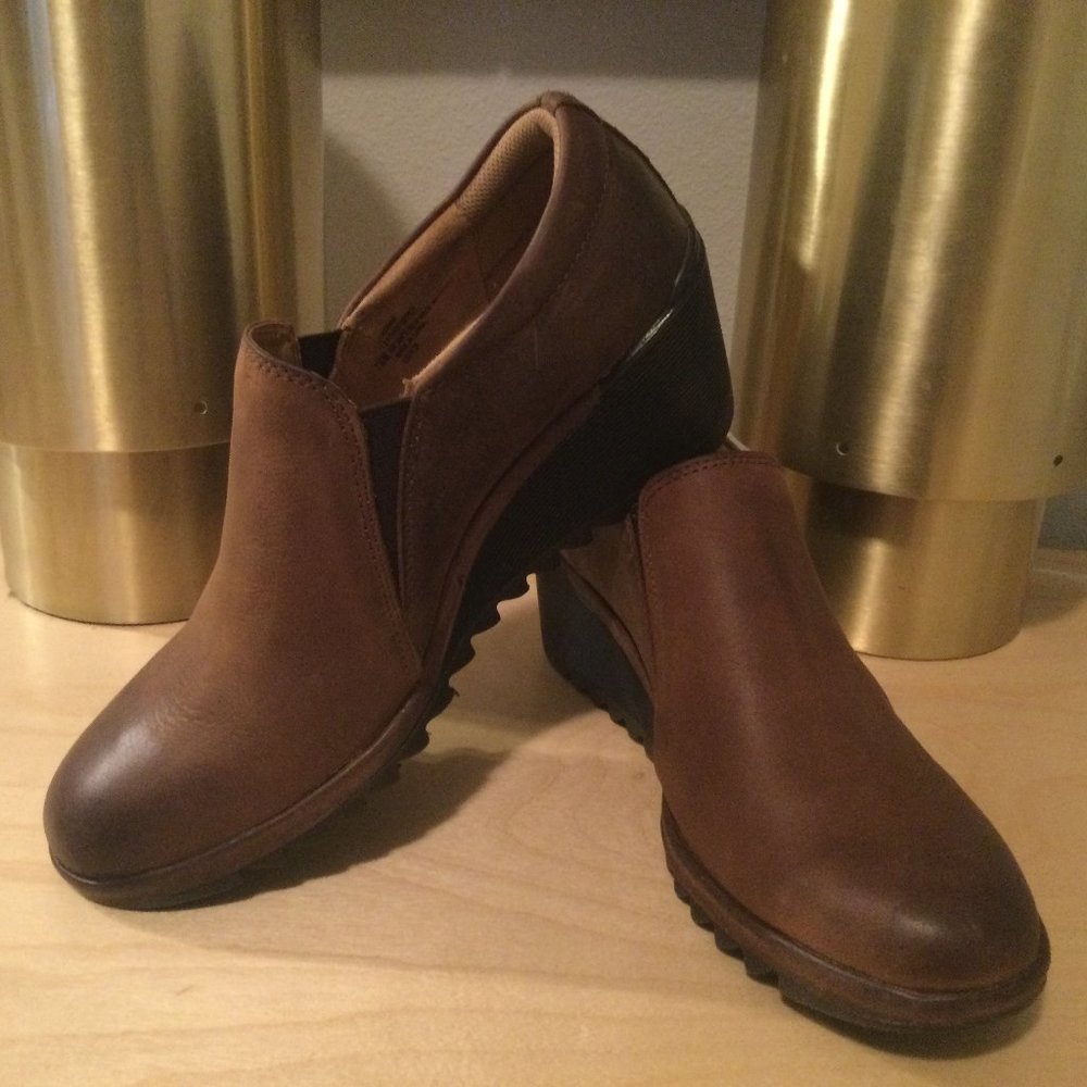 Comfortiva Women's Aniston Wedge slip on